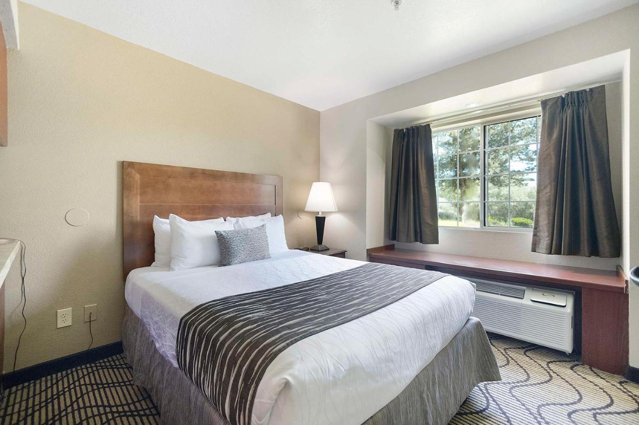 Hotel Surestay By Western