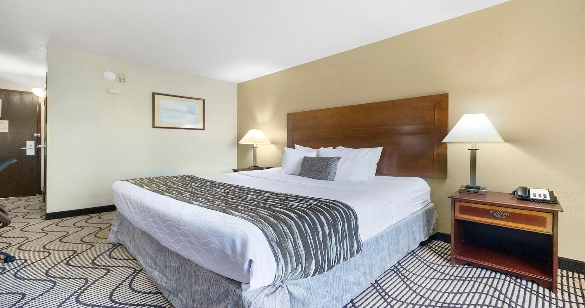Surestay By Western Hotel 3*